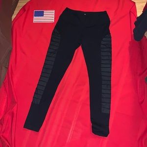 Black Side Pattern Leggings